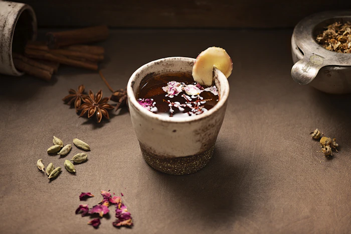 Chá de Hibisco: O que é, Para que Serve, Como Tomar e mais