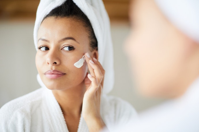 Tome Cuidados ao Usar a Pomada para Acne
