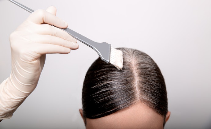 Saiba Como Tirar Tintura do Cabelo e o Deixar Grisalho
