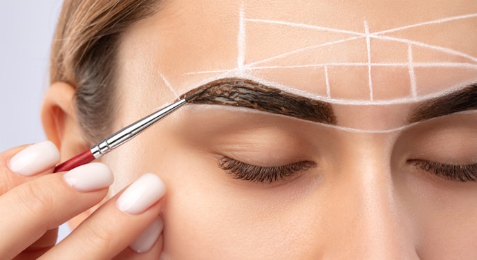 Como Usar Henna para Sobrancelhas?