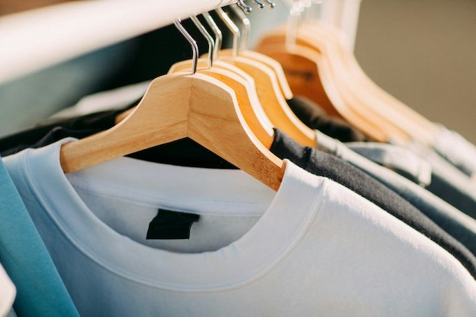 Com Qual Tecido a Camiseta é Confeccionada?