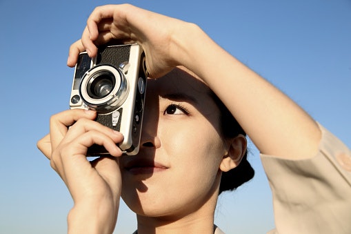 Como Ligar a Câmera Sony Cyber-Shot?