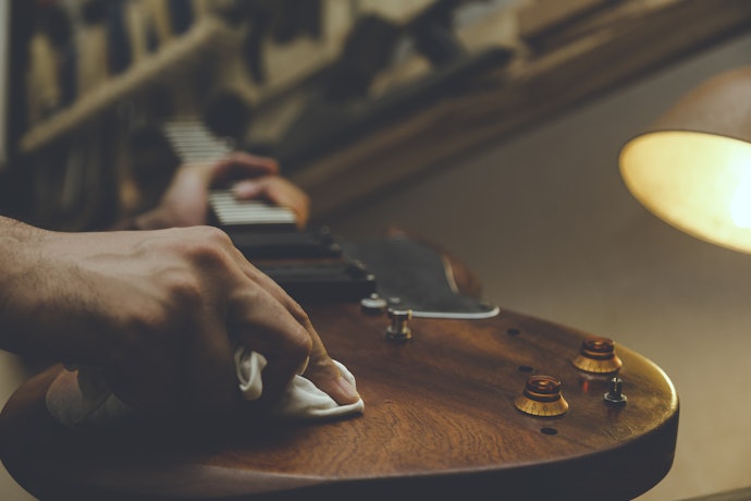 Como Limpar a Guitarra?