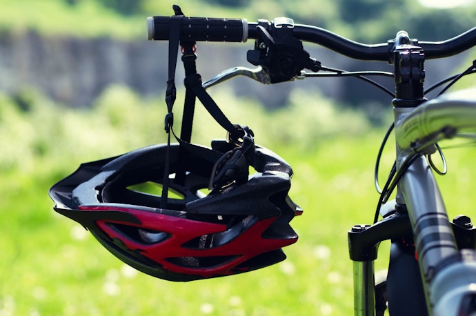 Como Fazer Manutenção e Limpeza de um Capacete de Ciclismo
