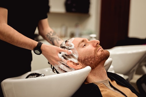 Cuidados ao Usar Shampoo Tonalizante Masculino