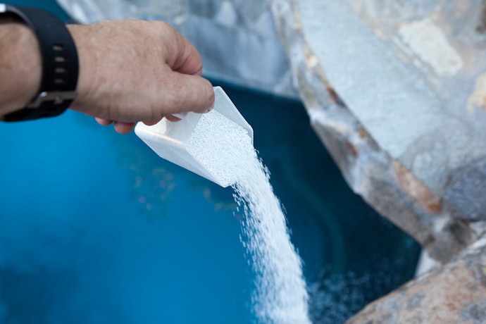 Como Calcular o Cloro para Piscina?