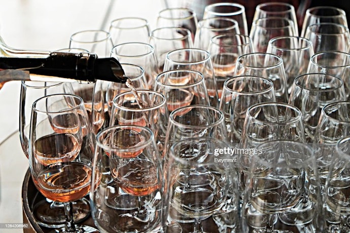 Como Usar o Aerador de Vinho?