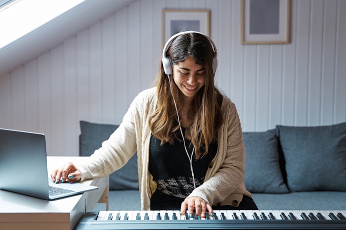 Quais São os Tipos de Teclado Musical?