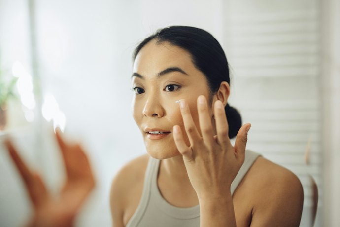 Se Você Usa Sérum Antiacne, Aplique Protetor Solar Diariamente