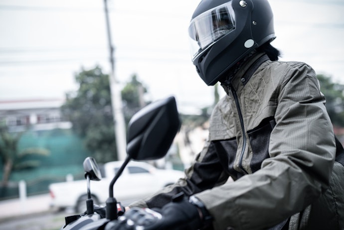 Como Conservar a Capa de Chuva de Moto