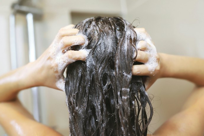 Como Usar Shampoo para Cabelos Oleosos Corretamente