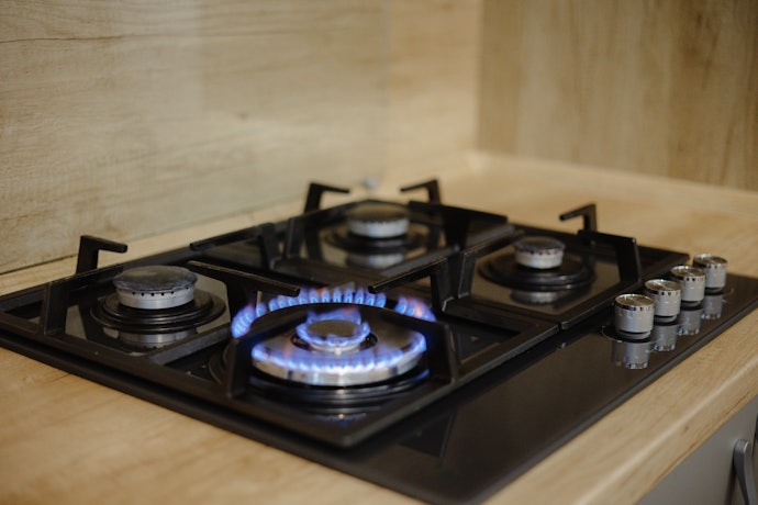 Quais São as Diferenças entre Cooktop de 4 Bocas a Gás, Indução e Elétrico?