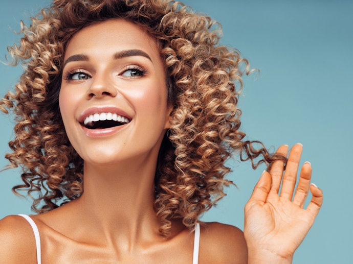 Ativador de cacho, leave-in: os melhores produtos para cabelo cacheado -  Revista Marie Claire