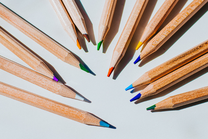Qual a Diferença dos Lápis de Cor Aquareláveis para os Comuns?
