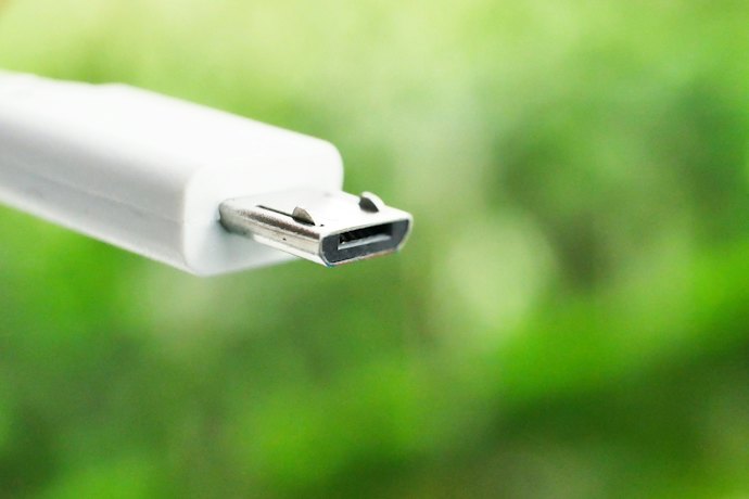 O Que É um Cabo Micro USB?
