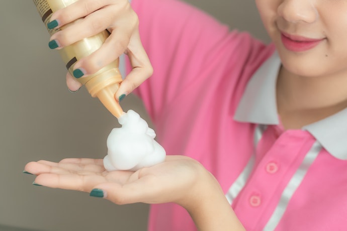 O que É e para o que Serve o Mousse para Cabelo?