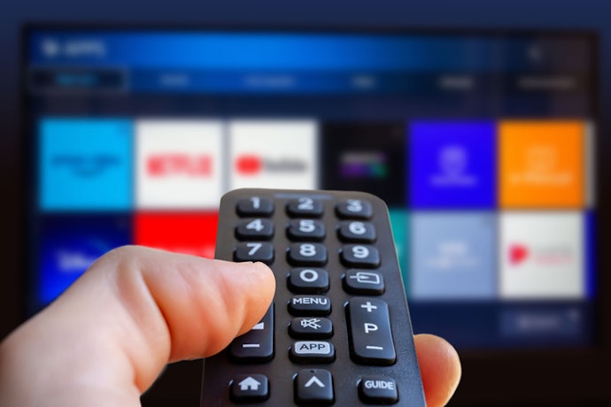 Como Funciona o Aparelho para Transformar a TV em Smart?