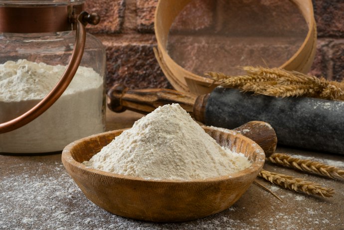 Quais São os Benefícios da Farinha de Trigo Integral? Ela Engorda?