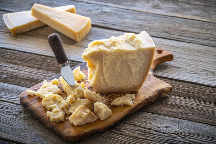 O que é e quais São as Características do Queijo Parmesão?