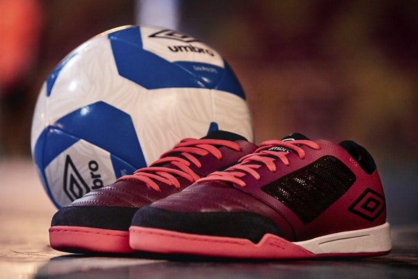 Conheça a Umbro