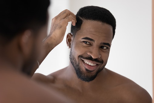 O Que É o Shampoo Tonalizante Masculino?