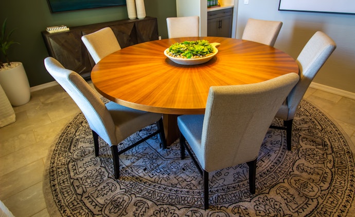 Qual o Espaço Necessário para Mesa de Jantar de 6 Lugares?