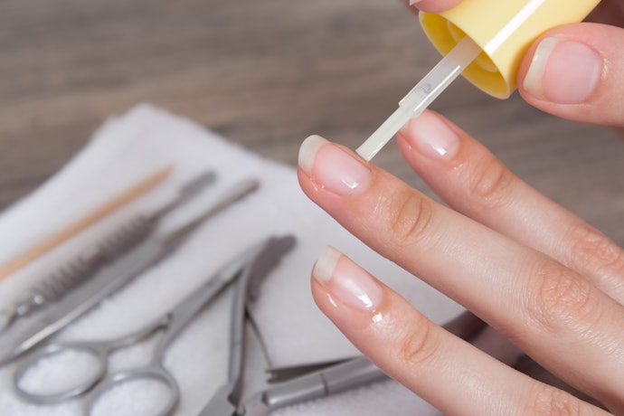 Para Que Serve o Óleo Secante para Unhas?