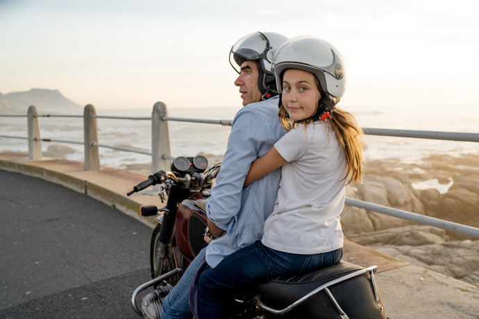 Por Que a Criança Deve Usar Capacete de Moto?