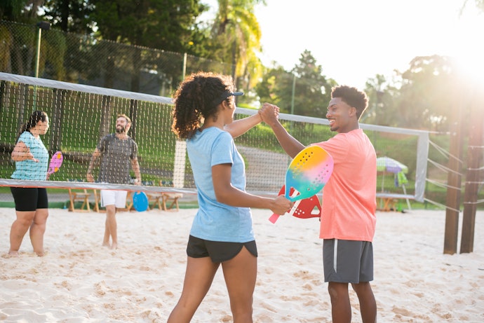 Qual a Diferença entre Tênis e Beach Tennis?