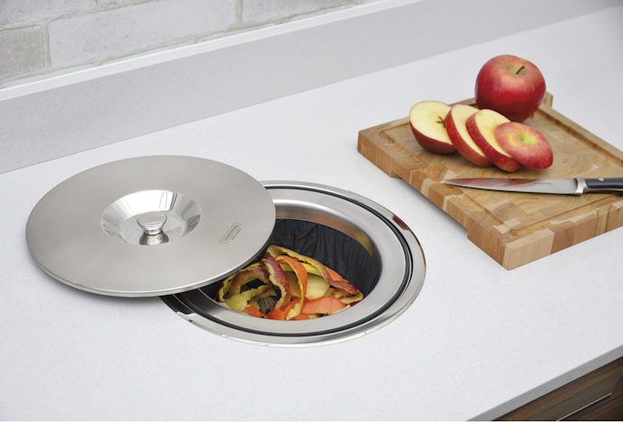 Onde Colocar o Cesto de Lixo da Cozinha?