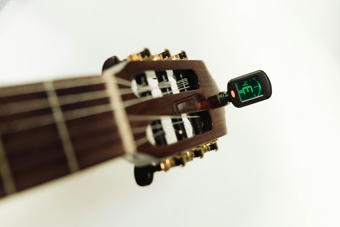 Como Funciona um Afinador de Violão?