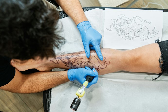 Como É Feita a Tatuagem?