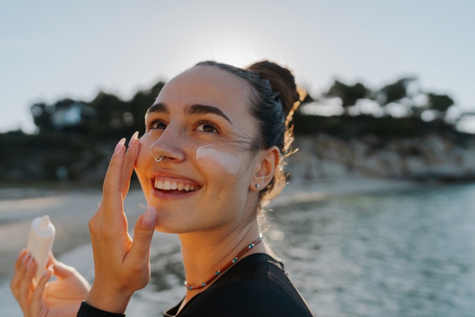 O que o Protetor Solar Facial Faz no Rosto?