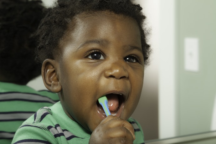 Afinal, Quando Usar Escova de Dente no Bebê?