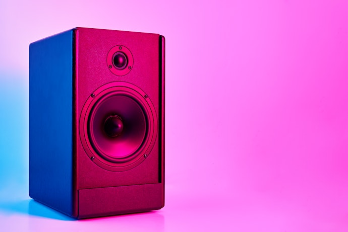 Se Você Busca Por Graves Fortes e de Qualidade, Prefira Modelos com Subwoofers