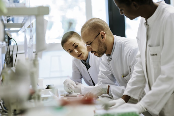 Para Maior Segurança, Prefira Desodorantes Masculinos Dermatologicamente Testados
