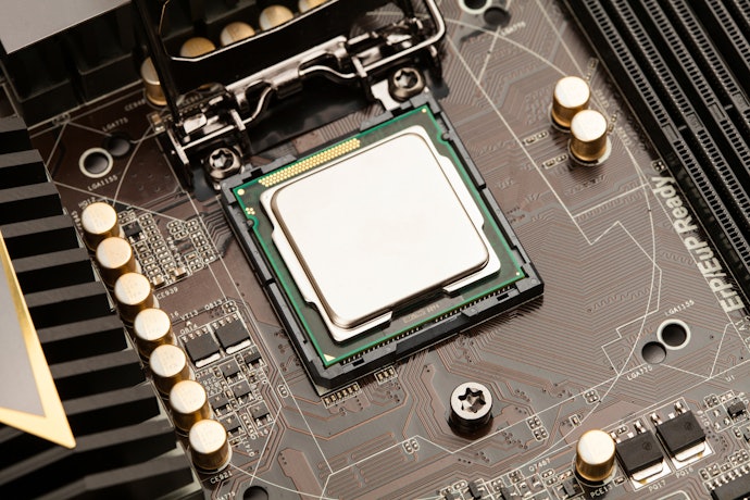 Escolha iPhones a Partir do 5s ou Androids com Processador Dual Core 1,2 GHz ou Mais