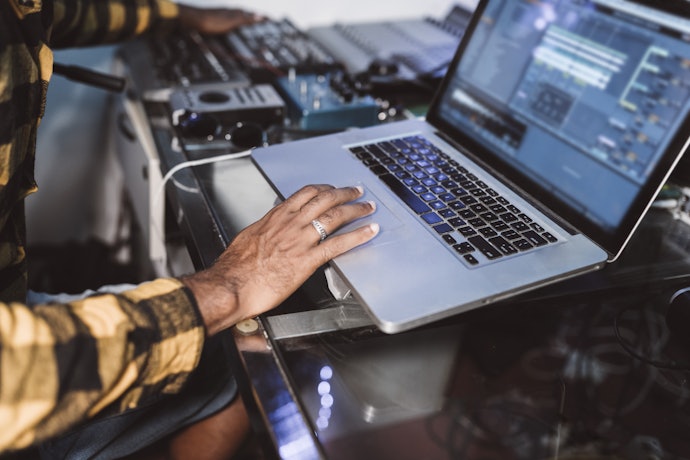Editor de Áudio para Celular ou PC? Escolha Conforme o Dispositivo e Sistema Operacional