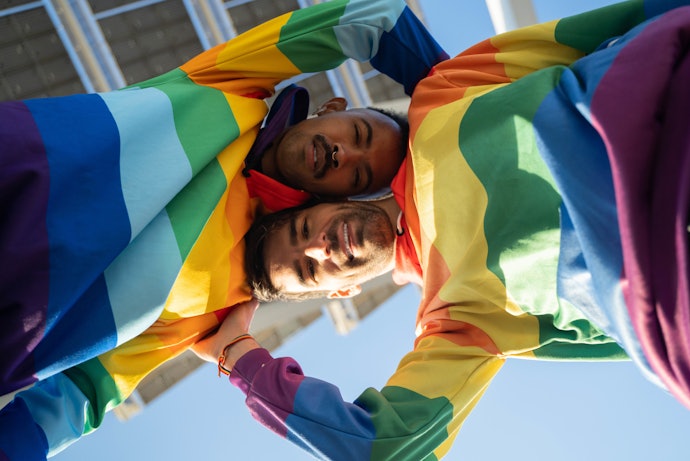 Filmes com temáticas LGBTQI+ disponíveis na Netflix que você precisa  assistir - Cultura - Londrinando