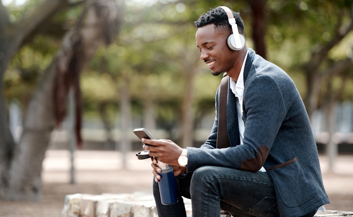 Aposte em Sites de Notícias com Conteúdos Extras, como Blogs e Podcasts