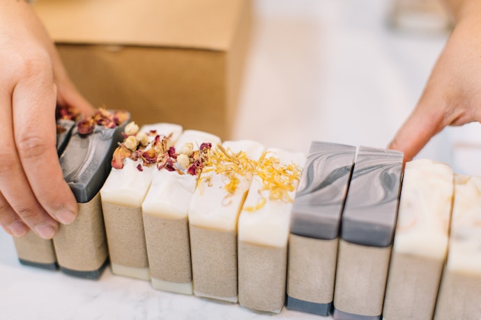Sabonetes Veganos com Mais de 100 g Atendem Melhor à Família