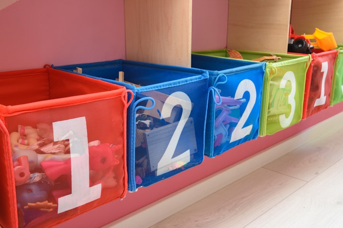 Para Agradar as Crianças, Aposte em um Organizador de Brinquedos com Estampa Divertida