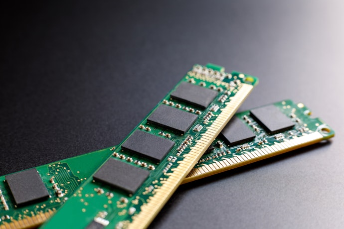 Para Evitar Travamentos, Desktops Dell com Pelo Menos 4 GB de Memória