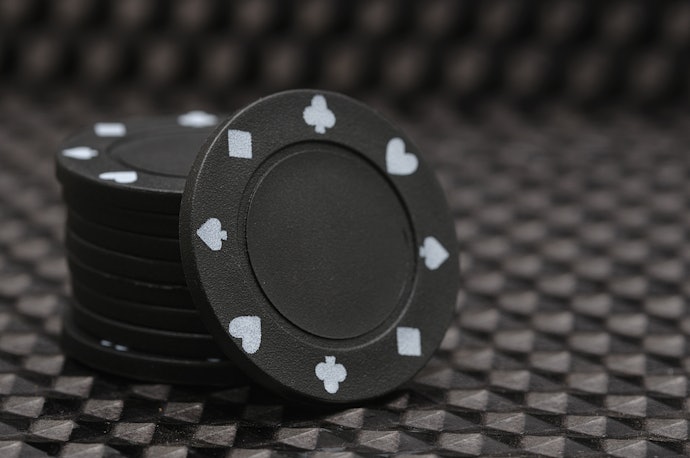 Confira o Material das Fichas de Poker Presentes na Maleta