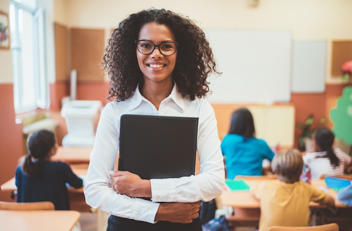 Quer um Modelo Grande? Prefira Brochuras Universitários