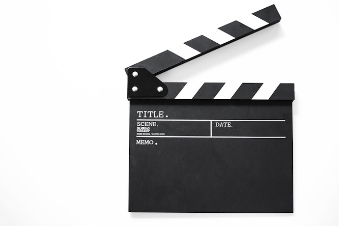 Observe as Críticas em Sites Especializados, como IMDb e Rotten Tomatoes
