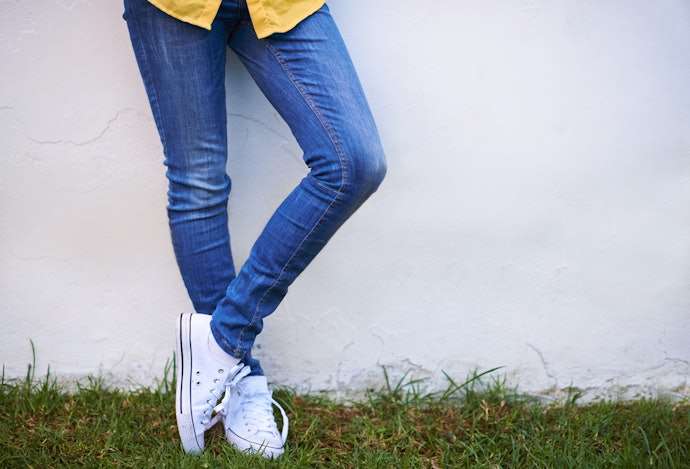 Tênis Brancos Femininos de Cano Baixo São Mais Versáteis e Podem Compor Vários Looks