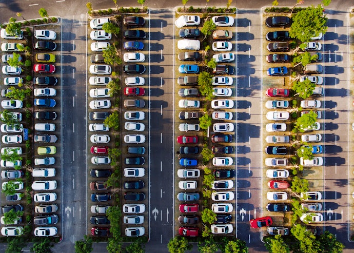 Vai Passear de Carro ou Moto? Consulte os Preços do Estacionamento