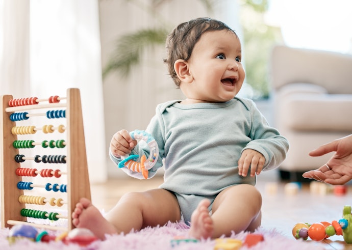 Brinquedos para bebê de 1 ano: quais os melhores? - Pedagogia começa em Casa