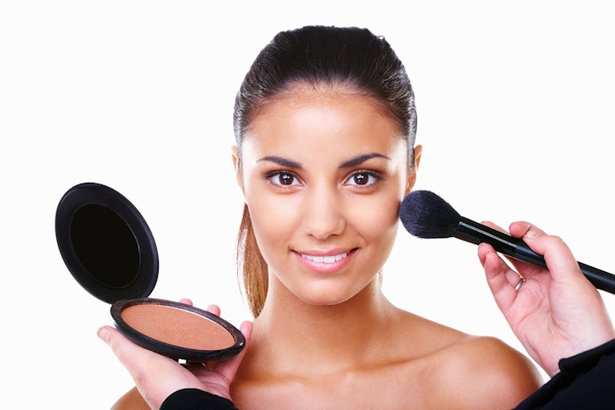 Para Usar no Dia a Dia, Prefira um Blush Pêssego com Mais de 5 g